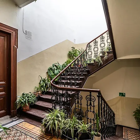 Shortstaypoland Old Town C1